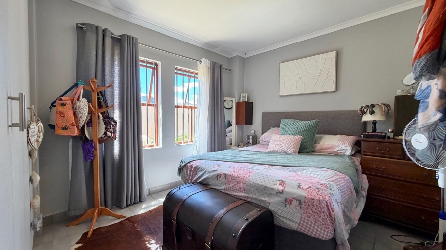 2 Bedroom Property for Sale in Twin Palms Western Cape